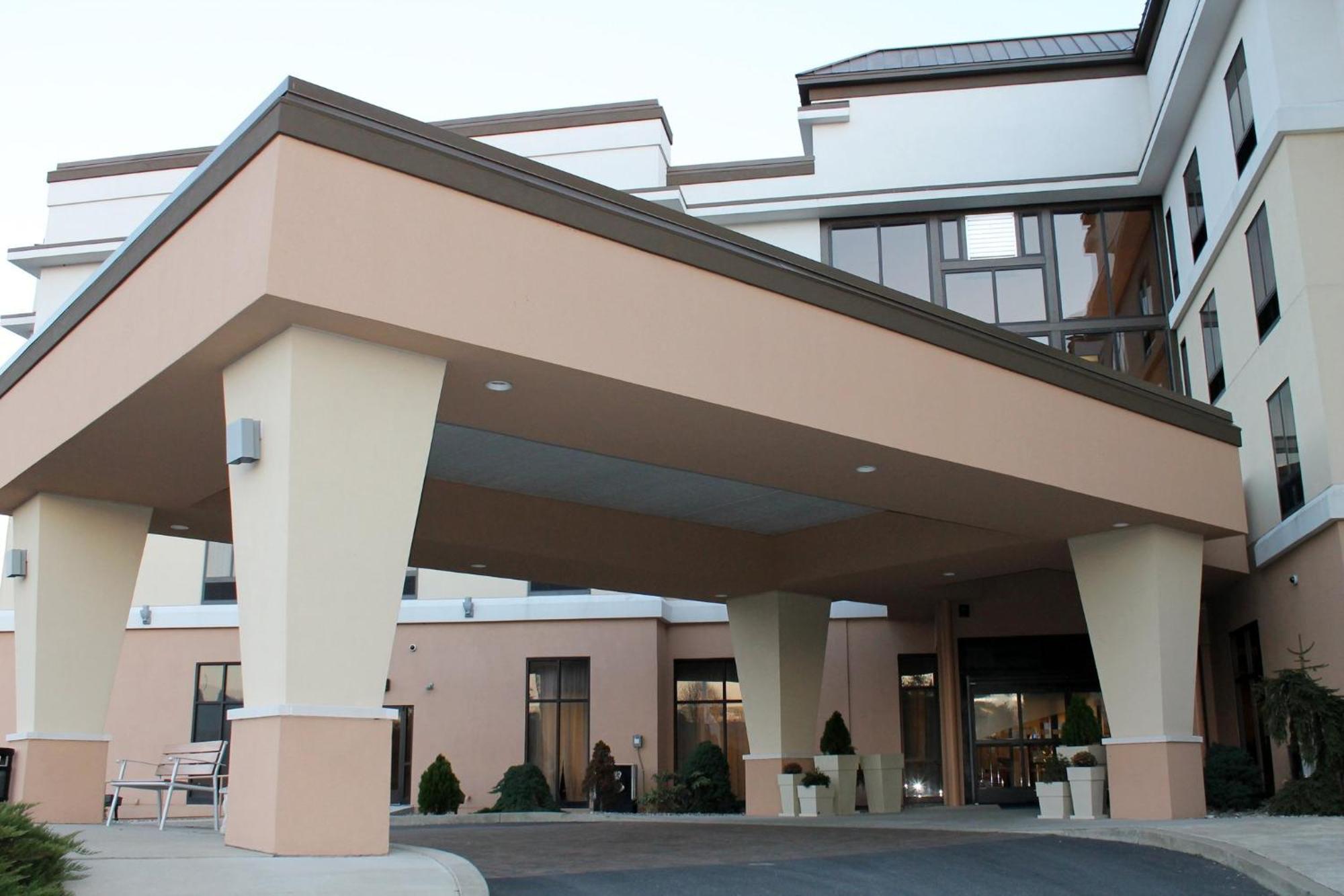 Holiday Inn Express & Suites Harrisburg West Mechanicsburg Εξωτερικό φωτογραφία
