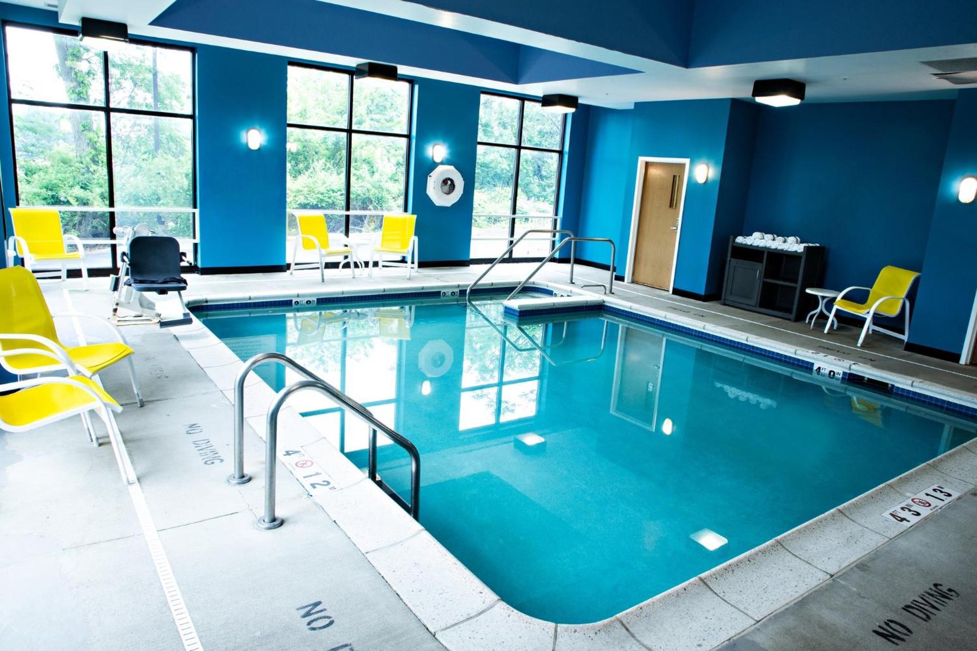 Holiday Inn Express & Suites Harrisburg West Mechanicsburg Εξωτερικό φωτογραφία